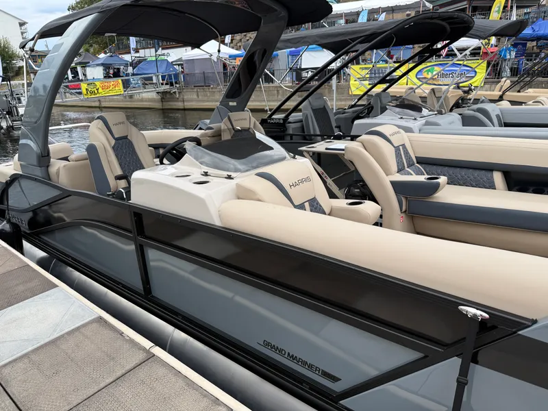 Slide: The Image of Harris Grand Mariner 250 2027 - 3