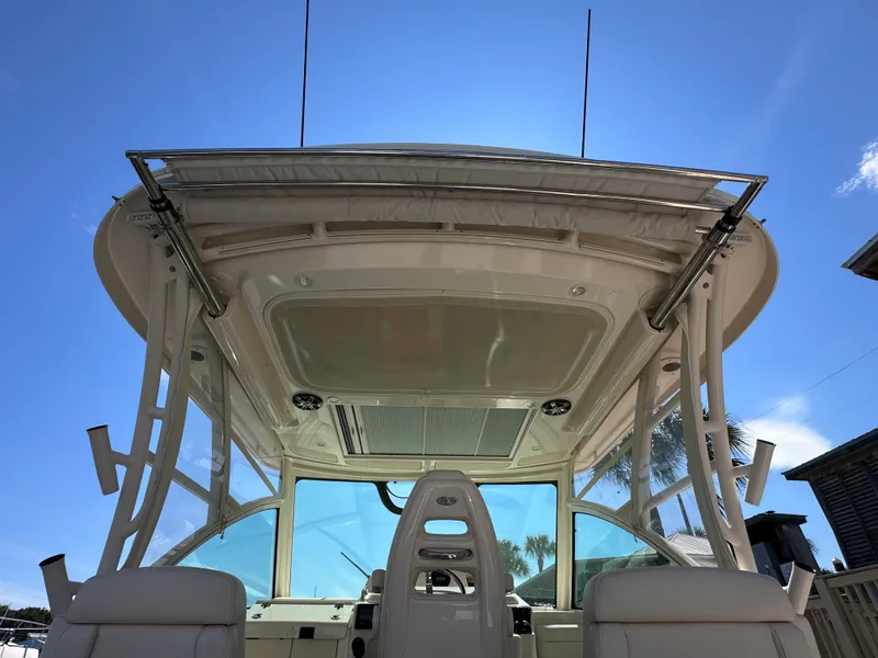 Slide: The Image of Grady-White 330 EXPRESS 2020 - 14