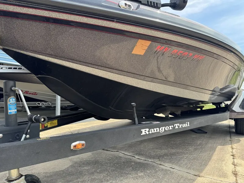 Slide: The Image of Ranger Z520R 2023 - 11