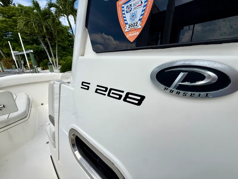 Slide: The Image of Pursuit S 268 SPORT 2021 - 22