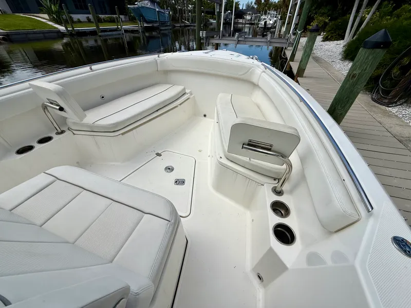 Slide: The Image of Pursuit S 268 SPORT 2021 - 25