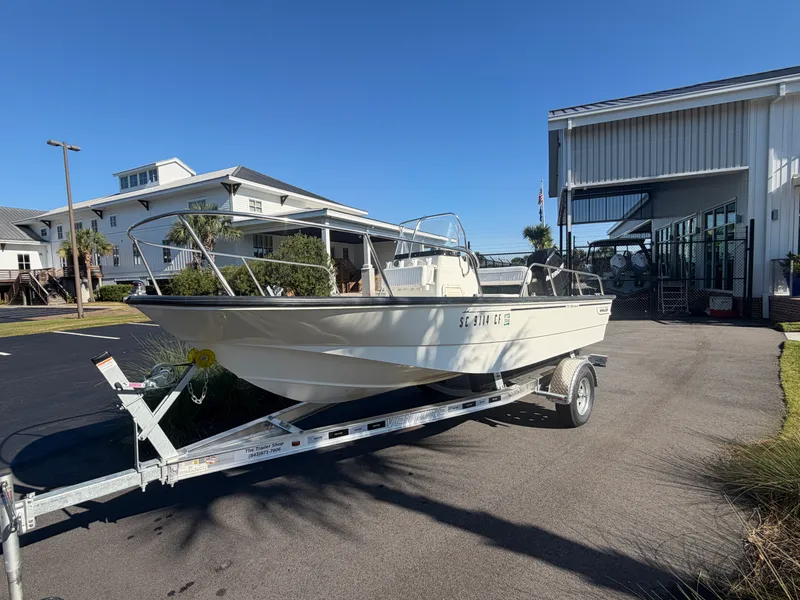 Slide: The Image of Boston Whaler 170 MONTAUK 2012 - 2