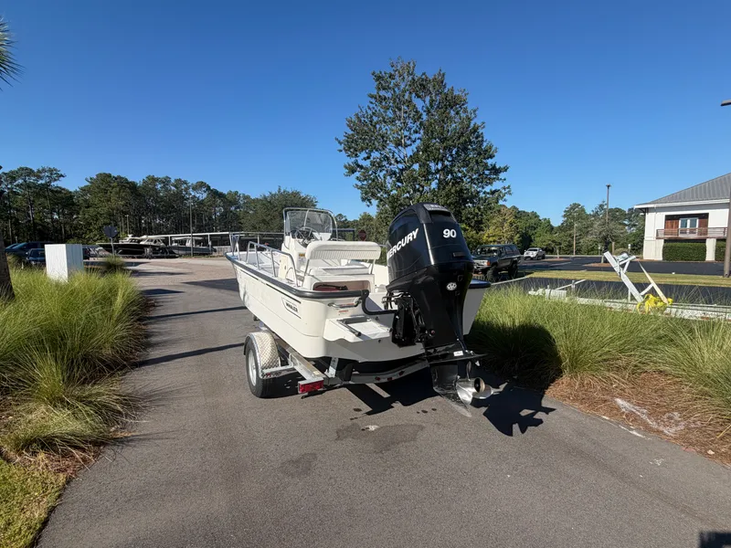 Slide: The Image of Boston Whaler 170 MONTAUK 2012 - 4