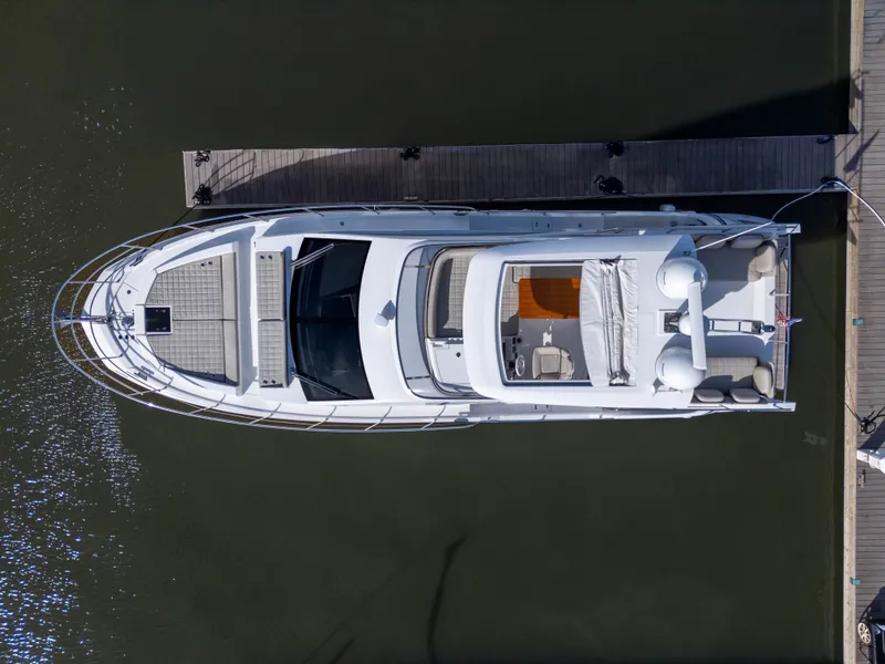 Slide: The Image of Azimut 50 FLY 2018 - 35