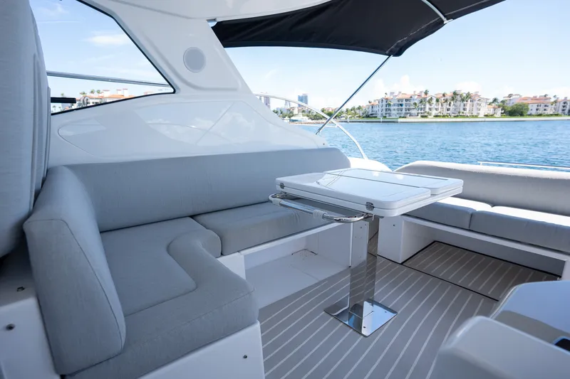 Slide: The Image of Azimut ATLANTIS 45 2025 - 49