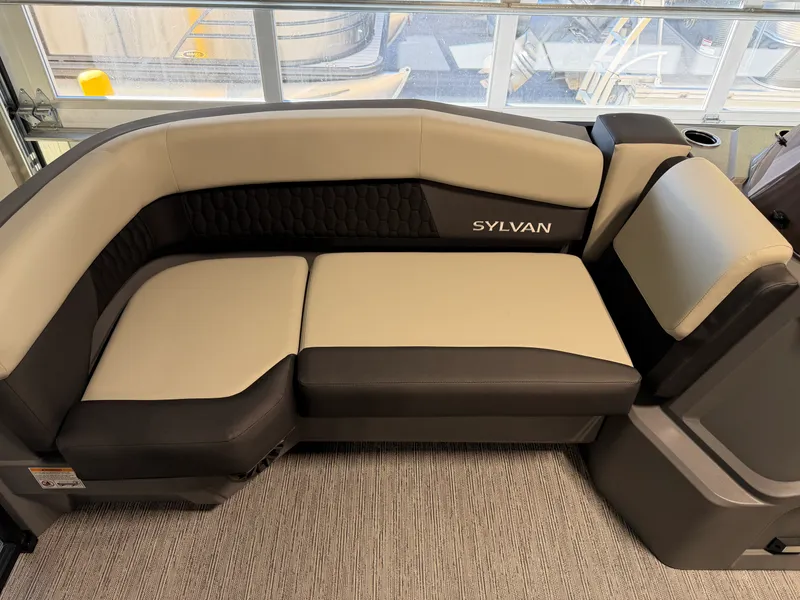 Slide: The Image of Sylvan R-20 CLZ DH 2027 - 3