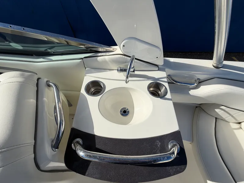Slide: The Image of Sea Ray 250 SLX 2007 - 44