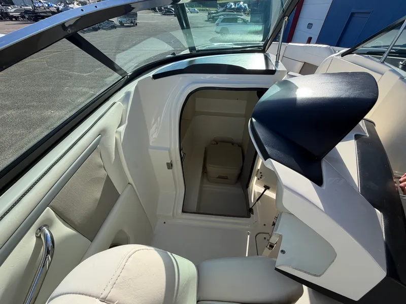 Slide: The Image of Sea Ray 250 SLX 2007 - 8