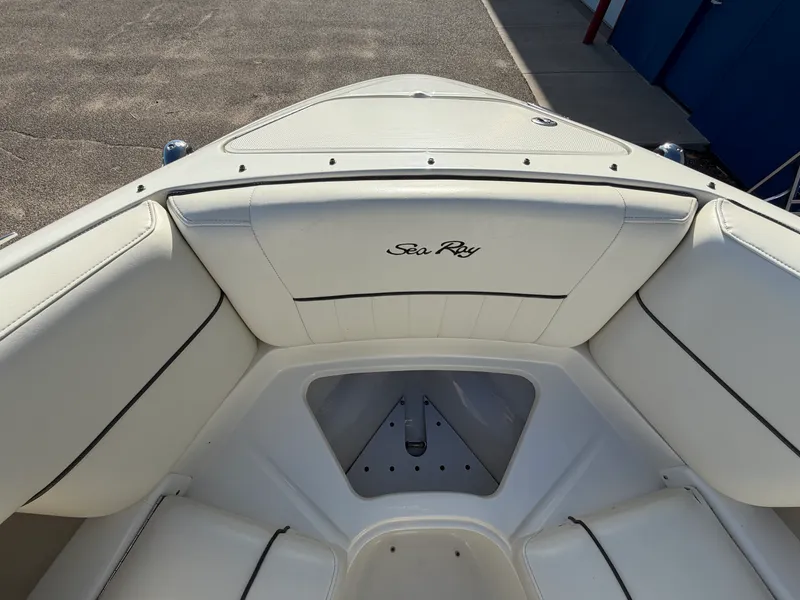 Slide: The Image of Sea Ray 250 SLX 2007 - 12