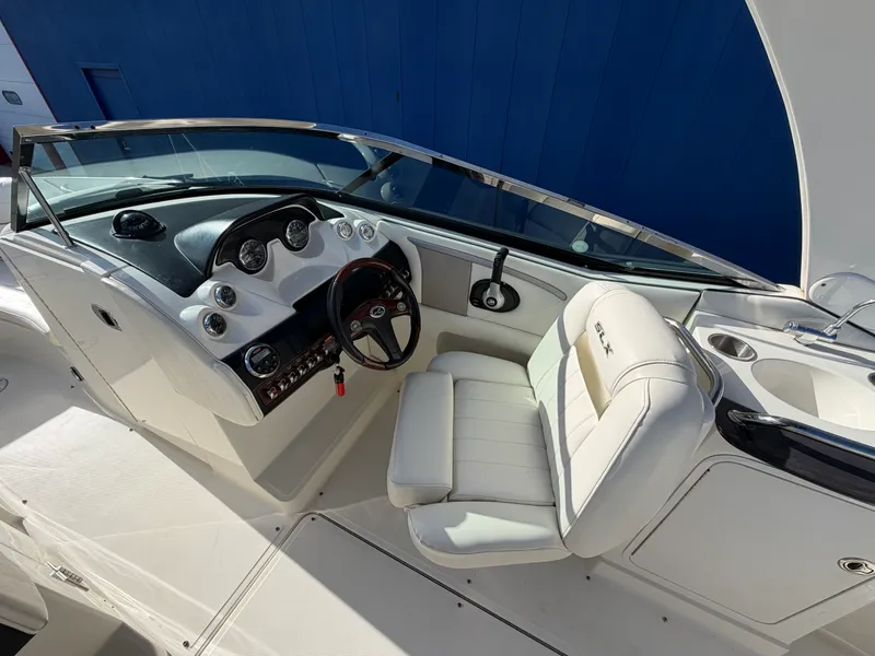 Slide: The Image of Sea Ray 250 SLX 2007 - 31