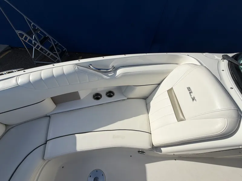 Slide: The Image of Sea Ray 250 SLX 2007 - 11
