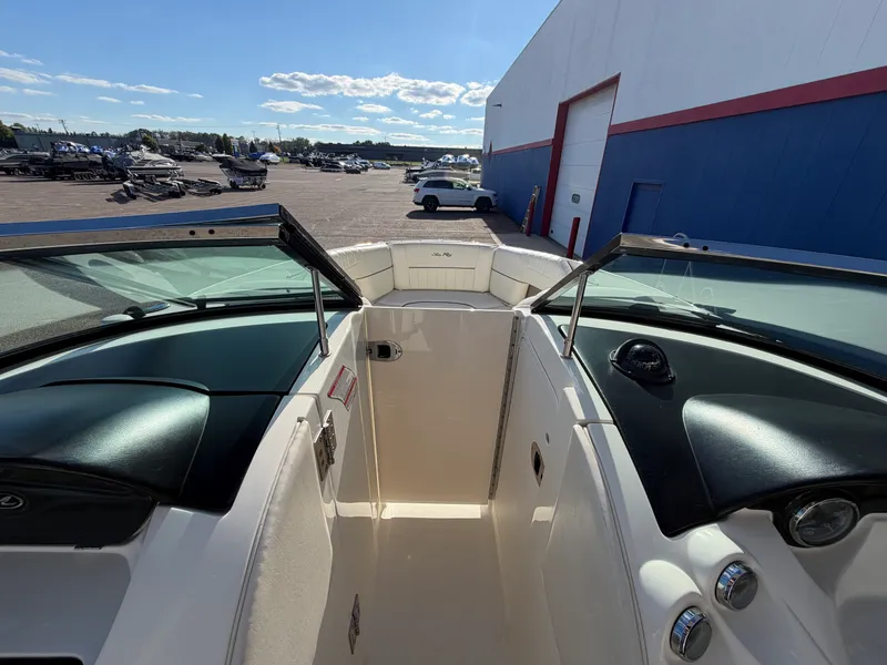 Slide: The Image of Sea Ray 250 SLX 2007 - 20