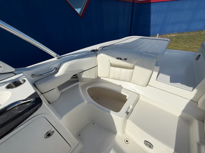 Slide: The Image of Sea Ray 250 SLX 2007 - 39