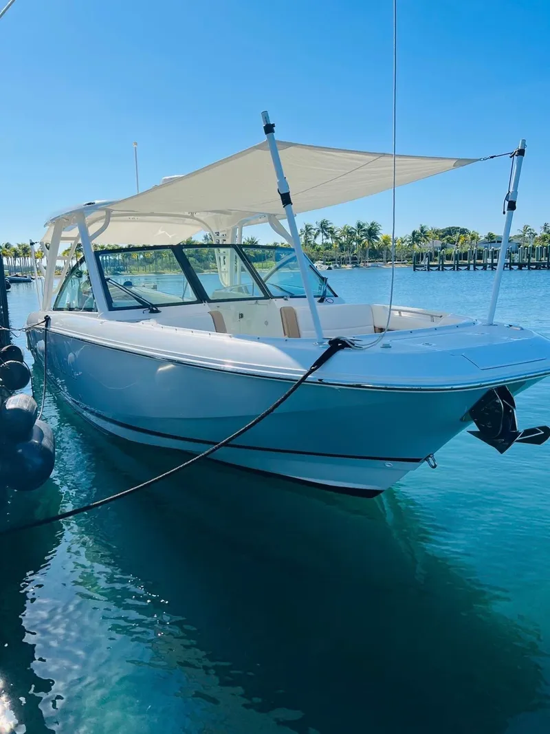 The Image of Boston Whaler 320 VANTAGE 2016 - 0
