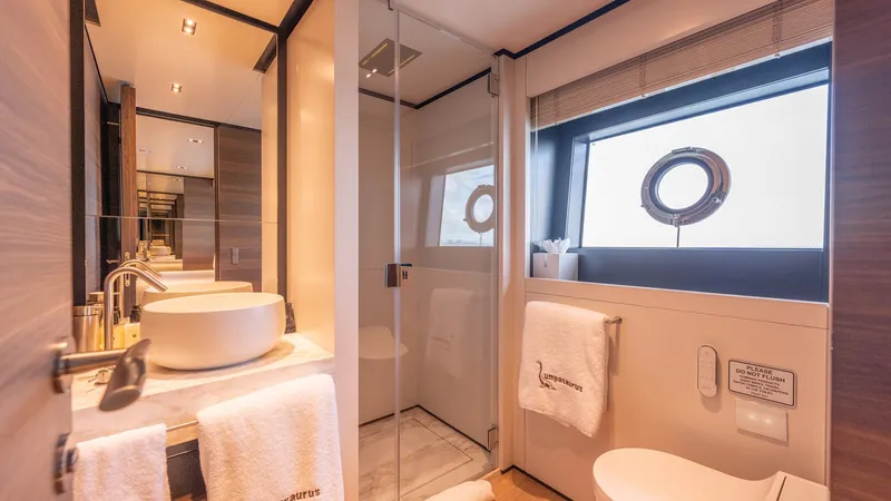 Slide: The Image of Custom Navetta 33 2023 - 87