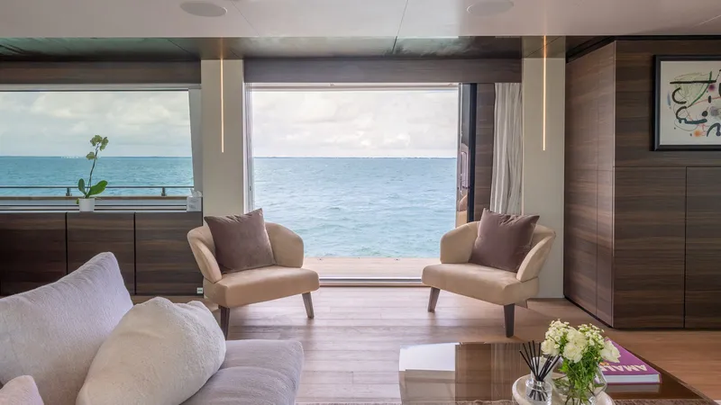 Slide: The Image of Custom Navetta 33 2023 - 55