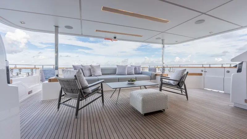 Slide: The Image of Custom Navetta 33 2023 - 53