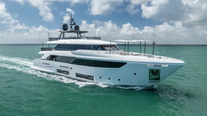 The Image of Custom Navetta 33 2023 - 0