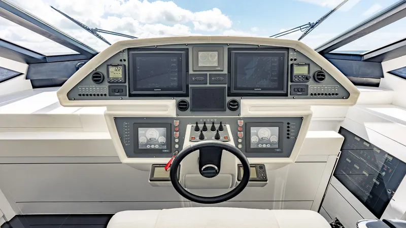 Slide: The Image of Pershing 80 2010 - 42