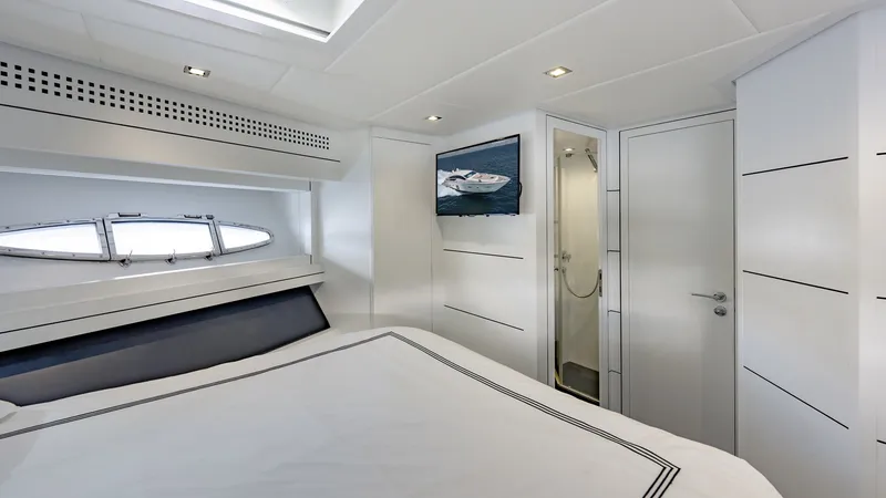 Slide: The Image of Pershing 80 2010 - 63