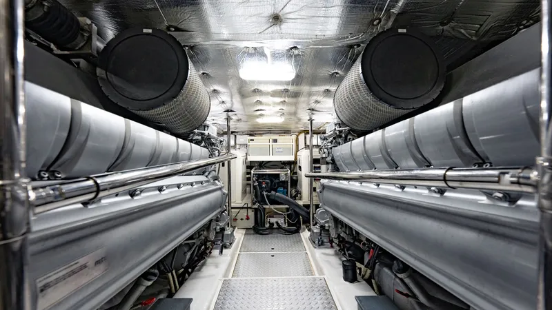 Slide: The Image of Pershing 80 2010 - 96