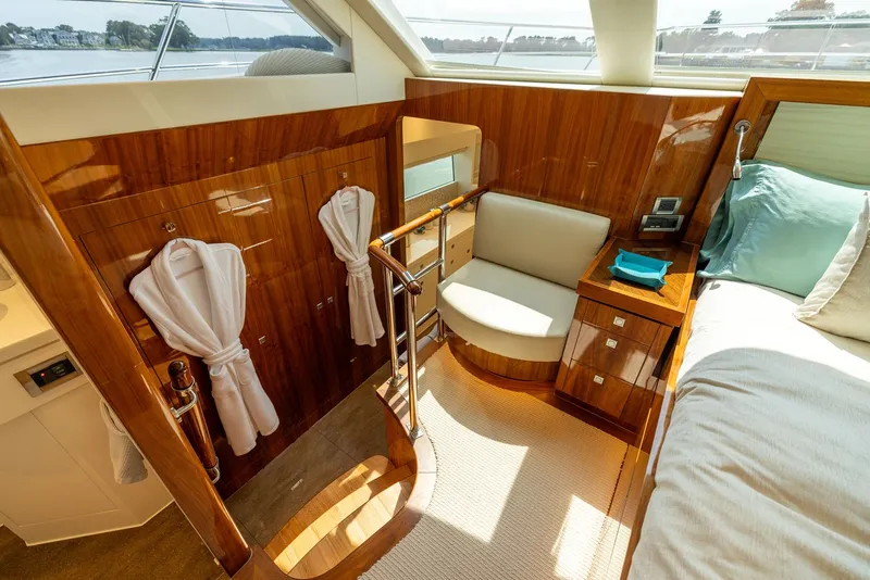 Slide: The Image of Horizon Motor Yachts PC65 2019 - 39