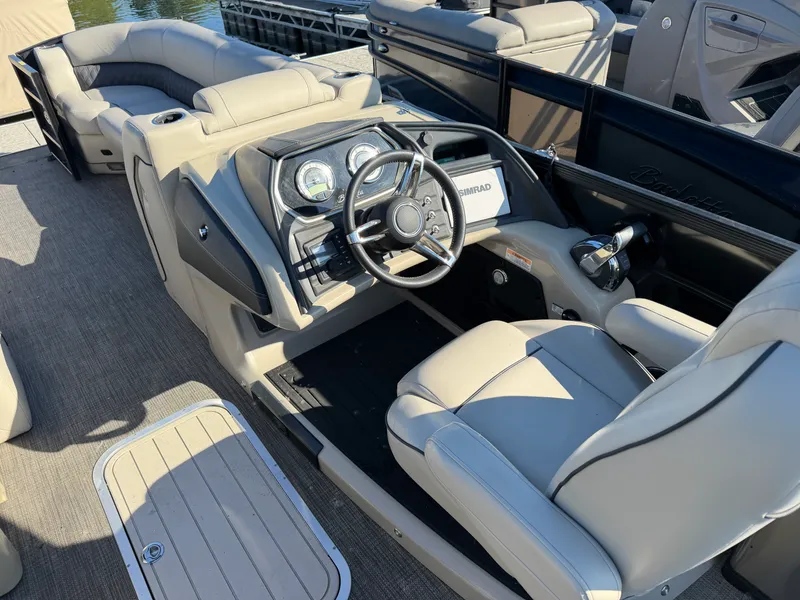 Slide: The Image of Barletta LUSSO 25UCAT 2020 - 15