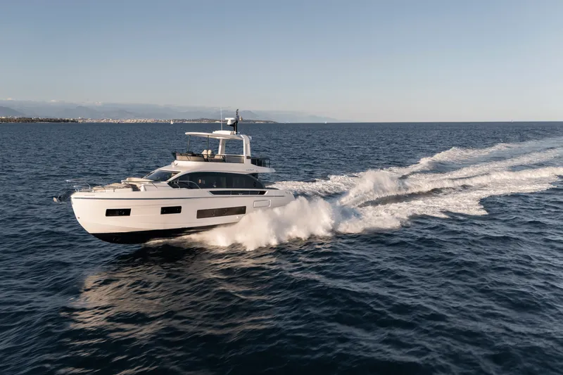 Slide: The Image of Azimut Fly 62 2027 - 3