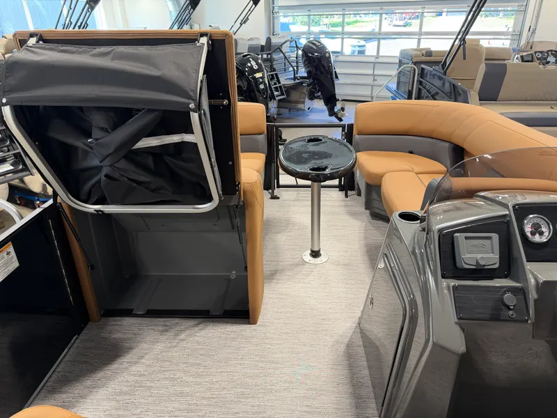 Slide: The Image of Sylvan MIRAGE 822 CLZ DH 2027 - 17