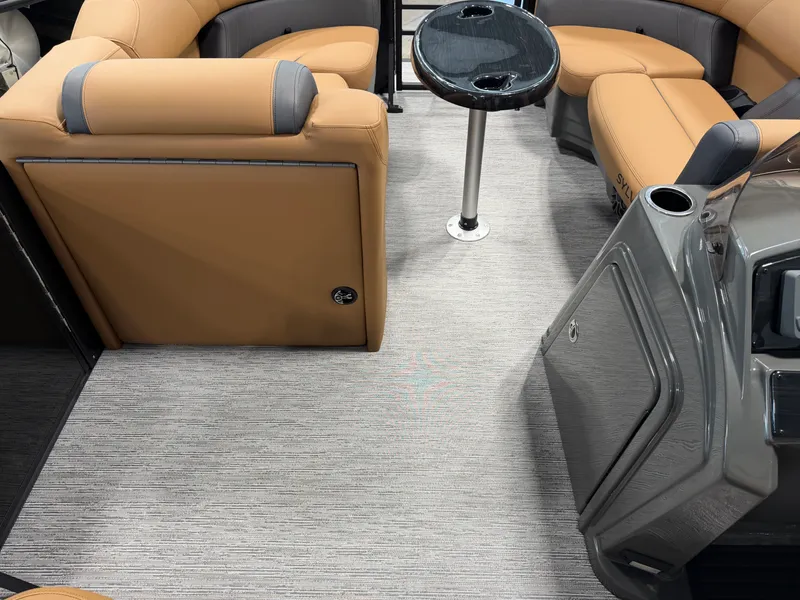 Slide: The Image of Sylvan MIRAGE 822 CLZ DH 2027 - 16