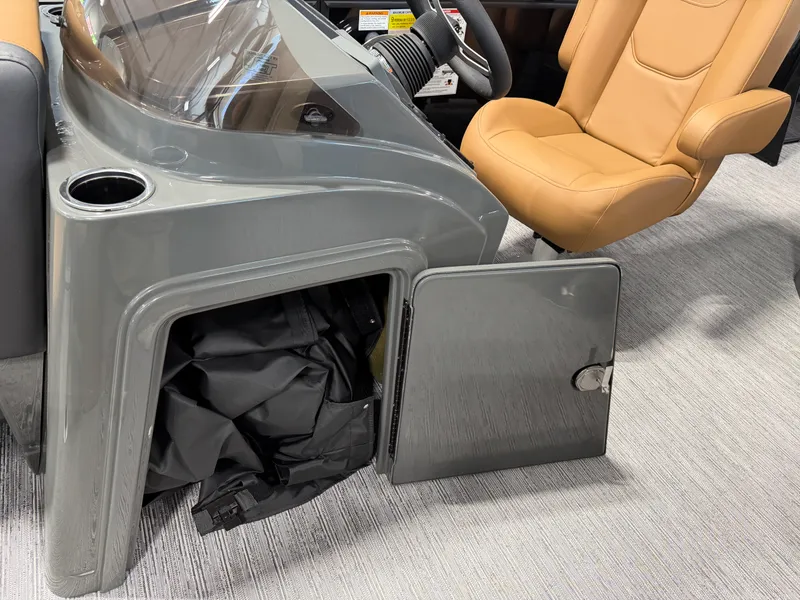 Slide: The Image of Sylvan MIRAGE 822 CLZ DH 2027 - 18
