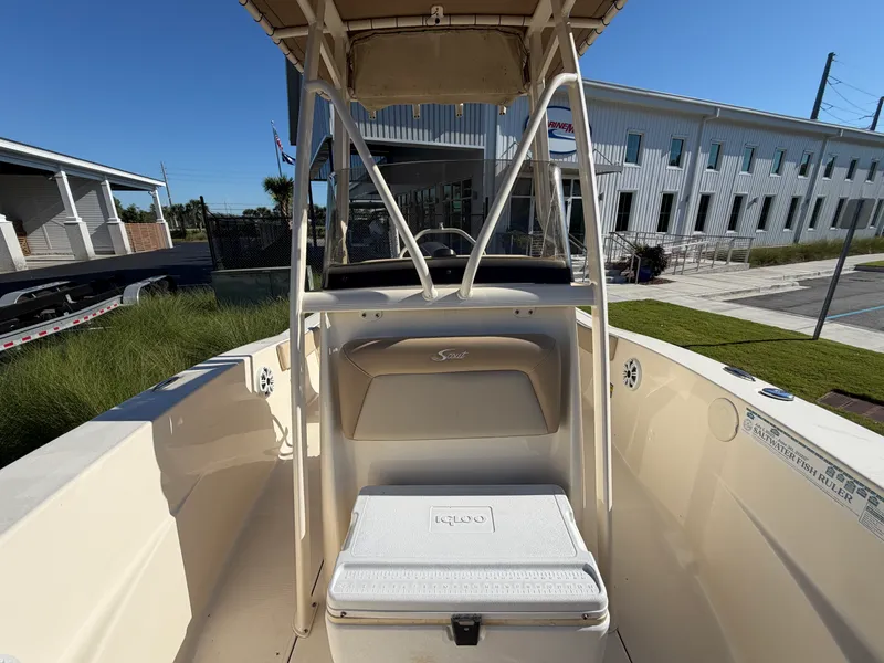 Slide: The Image of Scout 195 SPORTFISH 2023 - 19