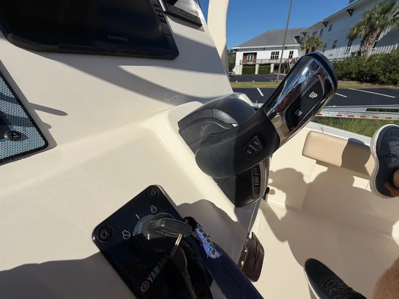 Slide: The Image of Scout 195 SPORTFISH 2023 - 15