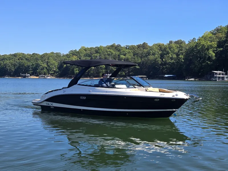 Slide: The Image of Sea Ray SLX 280 2027 - 41