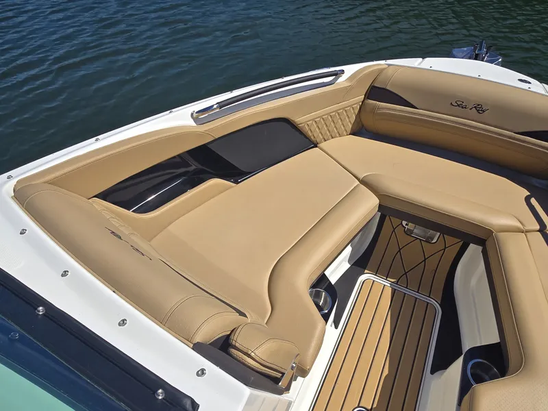 Slide: The Image of Sea Ray SLX 280 2027 - 28
