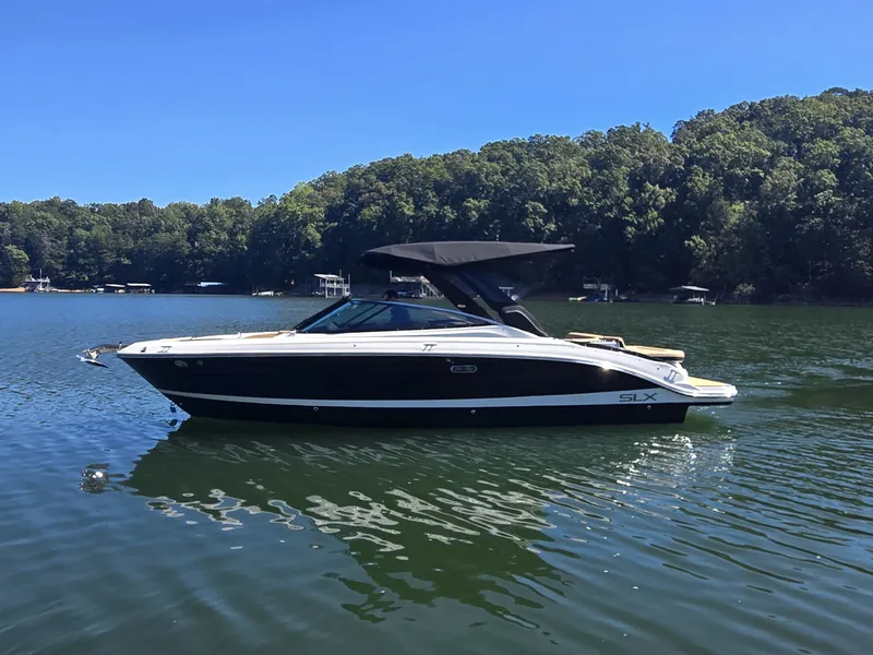 The Image of Sea Ray SLX 280 2027 - 0