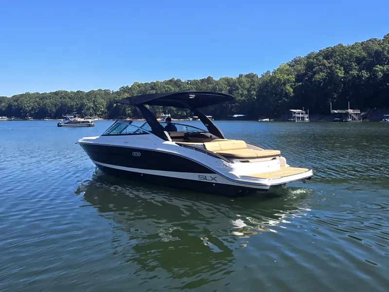 Slide: The Image of Sea Ray SLX 280 2027 - 44