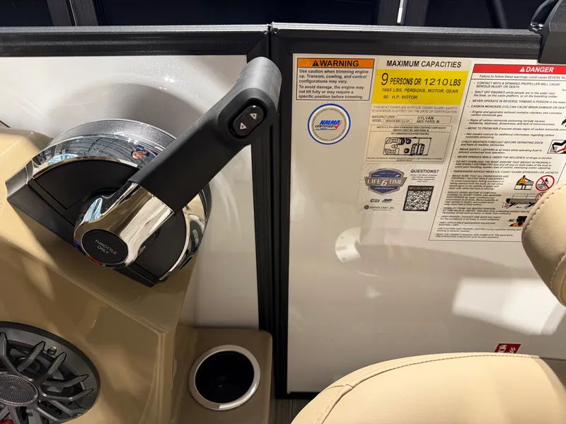 Slide: The Image of Sylvan MIRAGE 820 CLZ DH 2027 - 16