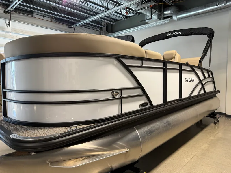 Slide: The Image of Sylvan MIRAGE 820 CLZ DH 2027 - 24