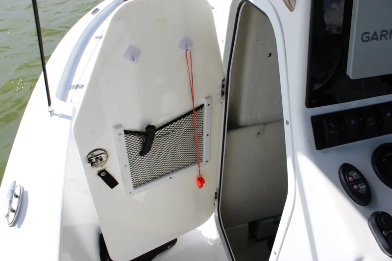 Slide: The Image of Sea Hunt BX 20 BR 2018 - 14