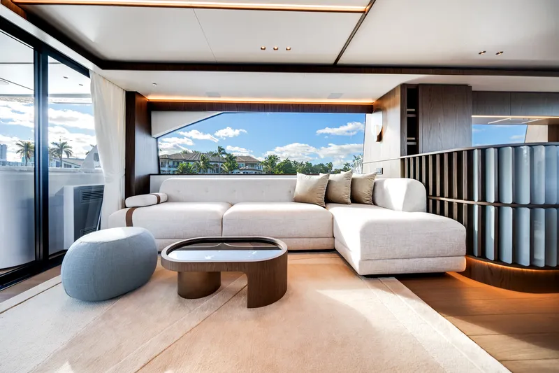 Slide: The Image of Azimut Fly 72 2025 - 42