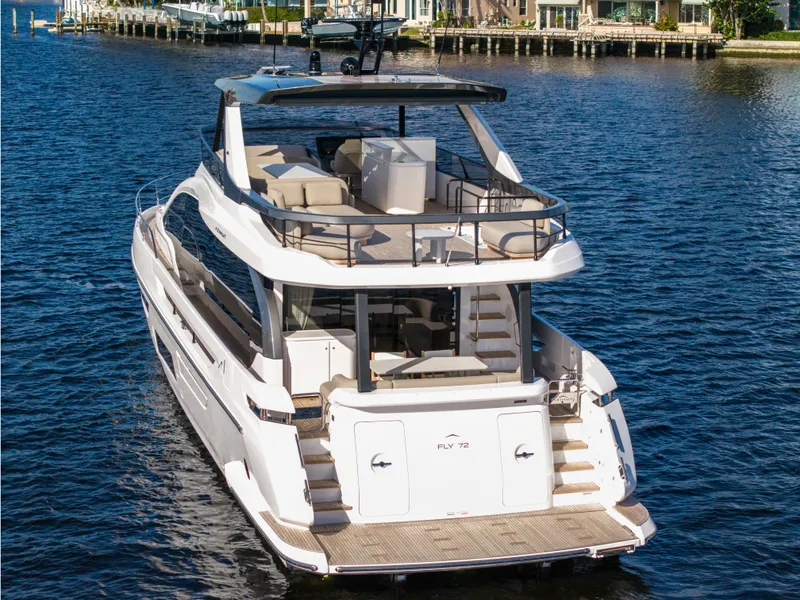 Slide: The Image of Azimut Fly 72 2025 - 14