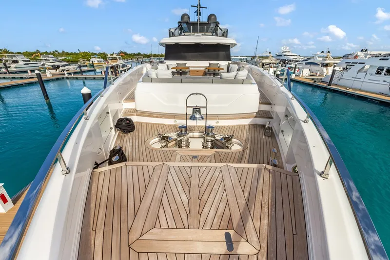 Slide: The Image of Custom NAVETTA 42 2023 - 51