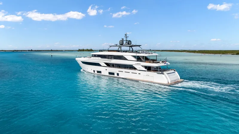 Slide: The Image of Custom NAVETTA 42 2023 - 4