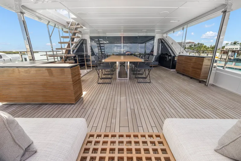 Slide: The Image of Custom NAVETTA 42 2023 - 57