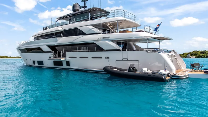 Slide: The Image of Custom NAVETTA 42 2023 - 7