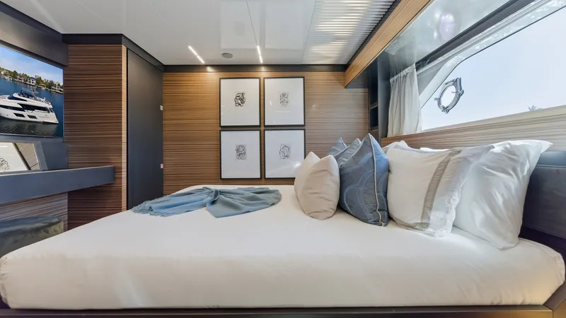 Slide: The Image of Ferretti 920 2018 - 76