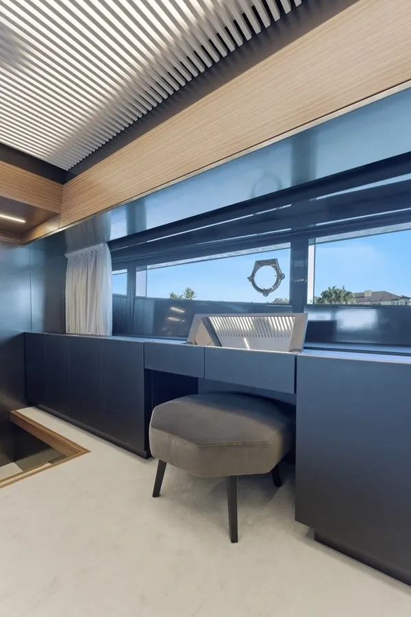 Slide: The Image of Ferretti 920 2018 - 48