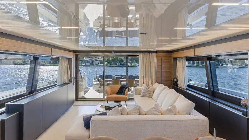 Slide: The Image of Ferretti 920 2018 - 37
