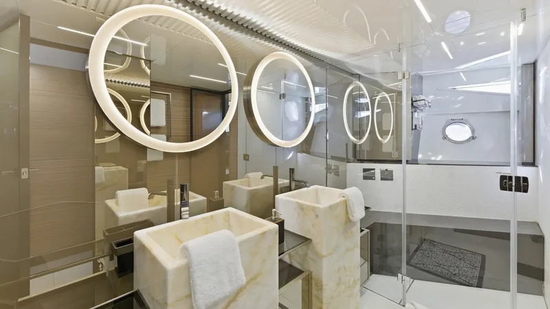 Slide: The Image of Ferretti 920 2018 - 55